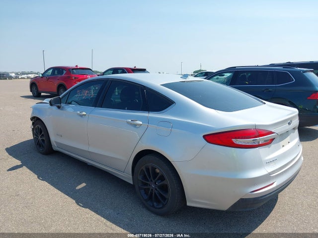 2019 Ford Fusion Hybrid Se მანქანა იყიდება აუქციონზე, vin: 3FA6P0LU5KR188026, აუქციონის ნომერი: 45719026