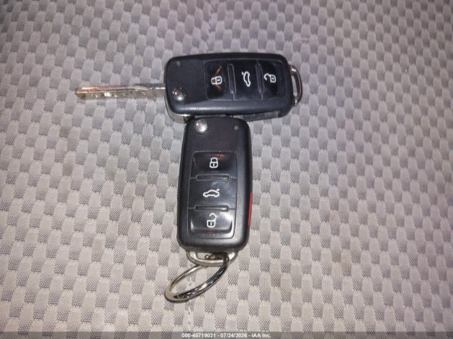 45719031 :رقم المزاد ، 1VWAP7A35EC023410 vin ، 2014 Volkswagen Passat 2.5l S مزاد بيع