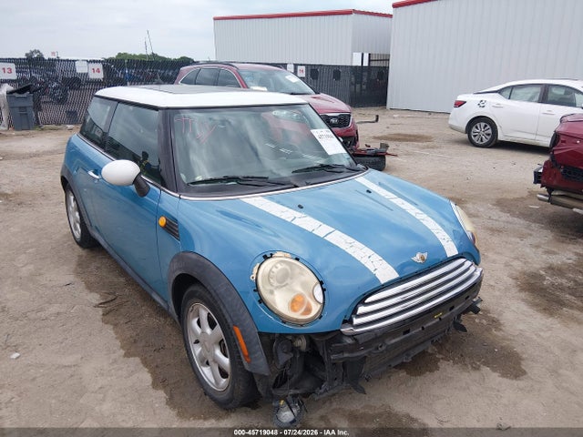 45719048 :رقم المزاد ، WMWMF33567TT52563 vin ، 2007 Mini Cooper مزاد بيع