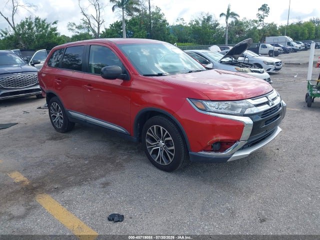Продажа на аукционе авто 2018 Mitsubishi Outlander Es, vin: JA4AZ3A32JZ066657, номер лота: 45719088