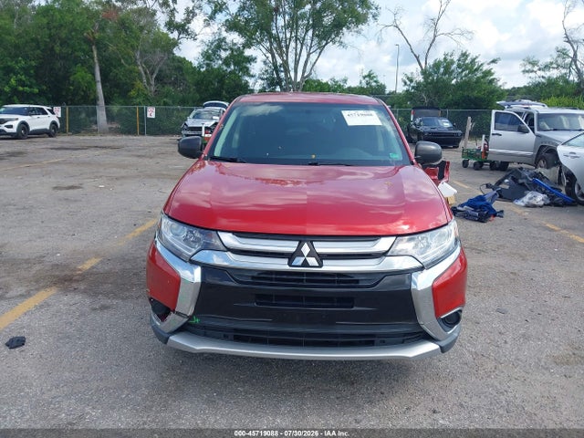 2018 Mitsubishi Outlander Es მანქანა იყიდება აუქციონზე, vin: JA4AZ3A32JZ066657, აუქციონის ნომერი: 45719088
