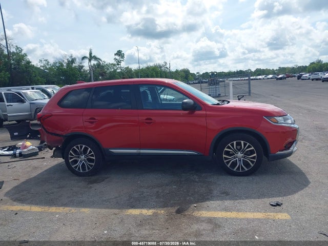 2018 Mitsubishi Outlander Es მანქანა იყიდება აუქციონზე, vin: JA4AZ3A32JZ066657, აუქციონის ნომერი: 45719088