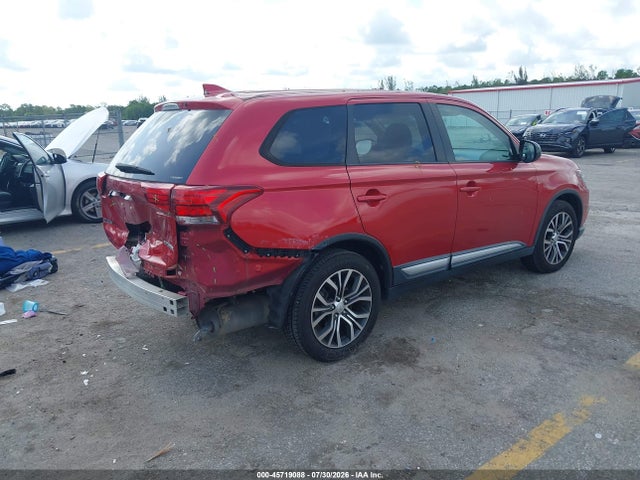 2018 Mitsubishi Outlander Es მანქანა იყიდება აუქციონზე, vin: JA4AZ3A32JZ066657, აუქციონის ნომერი: 45719088