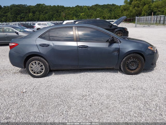 45719096 :رقم المزاد ، 5YFBURHE6HP612061 vin ، 2017 Toyota Corolla Le مزاد بيع