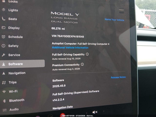 Продажа на аукционе авто 2023 Tesla Model Y Awd/long Range Dual Motor All-wheel Drive, vin: 7SAYGDEEXPA181548, номер лота: 45719109