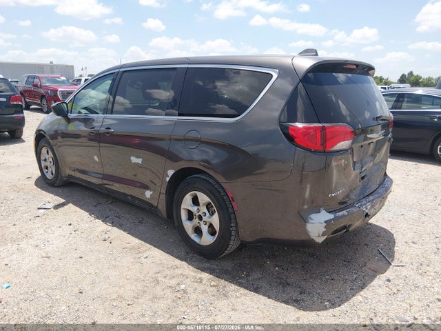Aukcja sprzedaży 2017 Chrysler Pacifica Lx, vin: 2C4RC1CG5HR608627, numer aukcji: 45719115