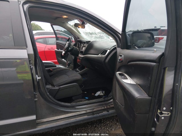 45719169 :رقم المزاد ، 3C4PDCAB2JT243463 vin ، 2018 Dodge Journey Se مزاد بيع