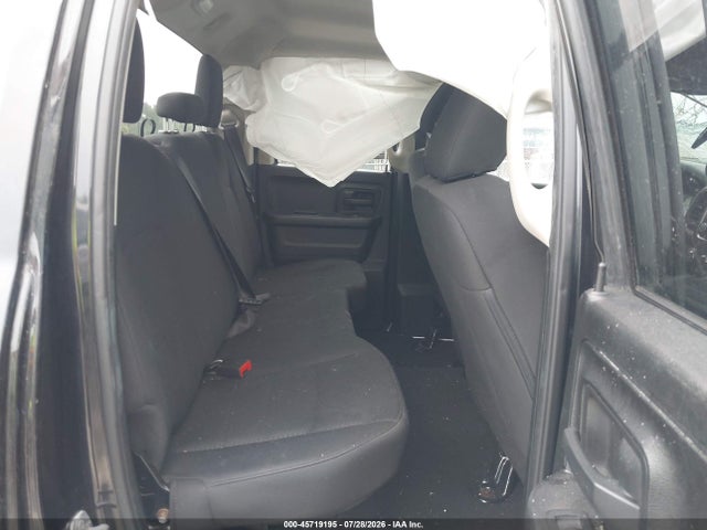 45719195 :رقم المزاد ، 1C6RR7FT5JS328082 vin ، 2018 Ram 1500 Express  4x4 6'4 Box مزاد بيع
