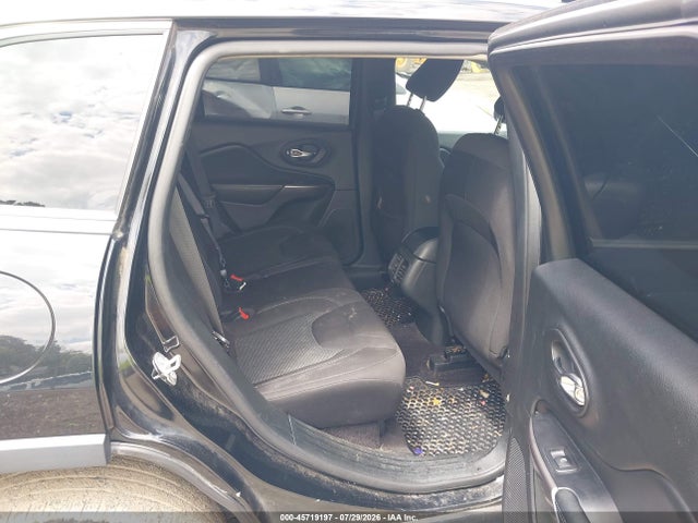 Продаж на аукціоні авто 2019 Jeep Cherokee Latitude Fwd, vin: 1C4PJLCB6KD248730, номер лоту: 45719197