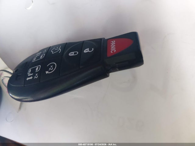 2C4RC1CG4FR608762 Chrysler Town &amp; Country Touring-l