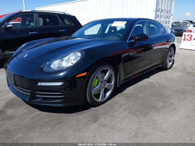 Porsche Panamera E-hybrid S 2015 WP0AD2A72FL040961 Image 2