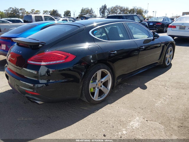 Porsche Panamera E-hybrid S 2015 WP0AD2A72FL040961 Image 4