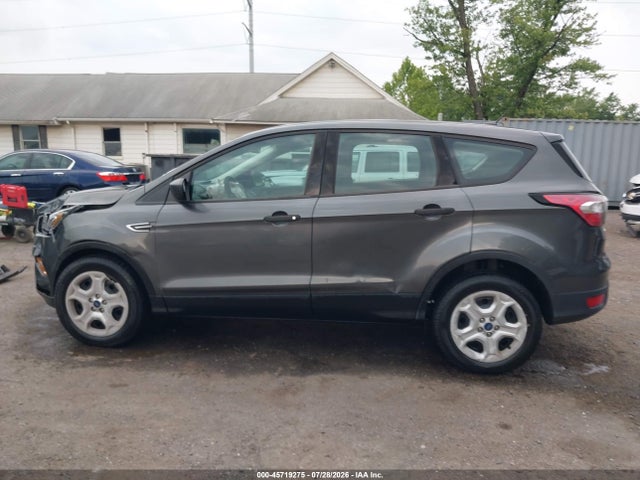 45719275 :رقم المزاد ، 1FMCU0F71JUB27190 vin ، 2018 Ford Escape S مزاد بيع