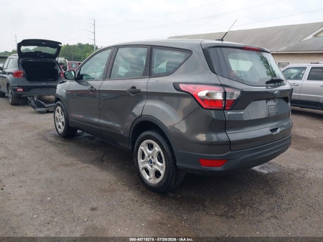 45719275 :رقم المزاد ، 1FMCU0F71JUB27190 vin ، 2018 Ford Escape S مزاد بيع