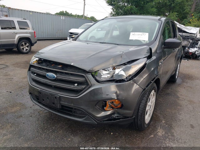 45719275 :رقم المزاد ، 1FMCU0F71JUB27190 vin ، 2018 Ford Escape S مزاد بيع