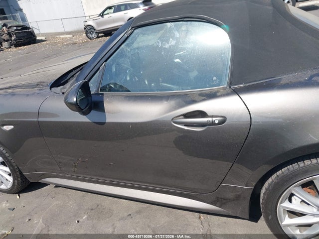 Fiat 124 Spider Lusso 2017 JC1NFAEK7H0105261 Image 15
