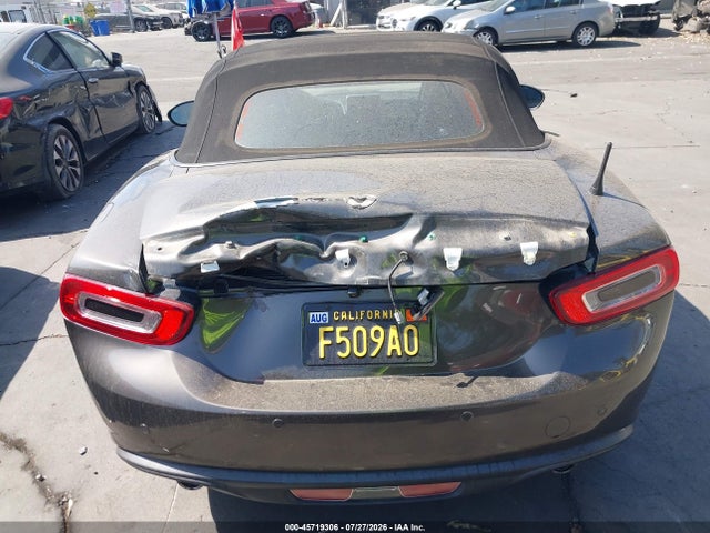 Fiat 124 Spider Lusso 2017 JC1NFAEK7H0105261 Image 17