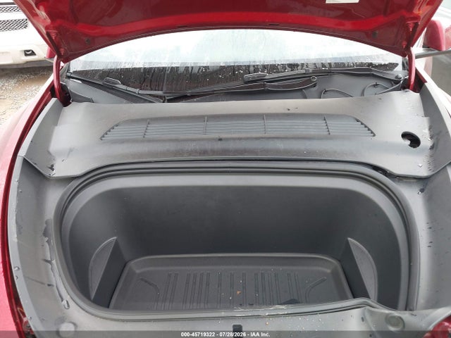 Продажа на аукционе авто 2024 Tesla Model Y Long Range Single Motor Rear-wheel Drive/rwd, vin: 7SAYGDED2RF110387, номер лота: 45719322