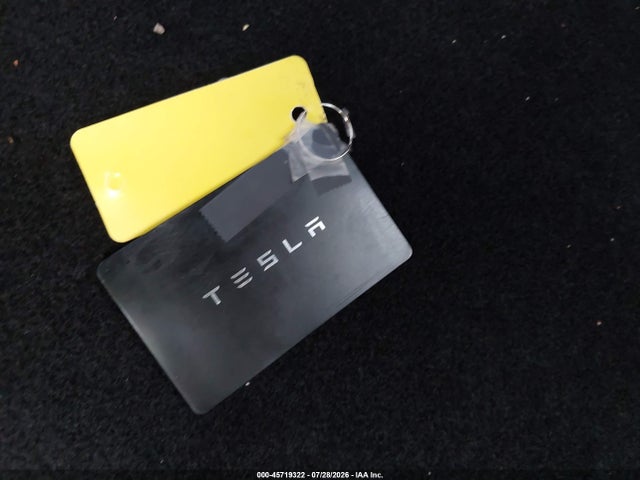 Продажа на аукционе авто 2024 Tesla Model Y Long Range Single Motor Rear-wheel Drive/rwd, vin: 7SAYGDED2RF110387, номер лота: 45719322