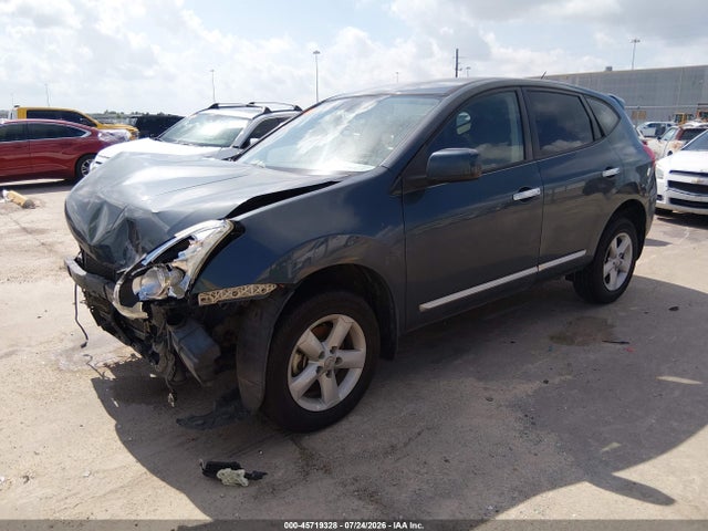 2013 Nissan Rogue S მანქანა იყიდება აუქციონზე, vin: JN8AS5MT6DW545417, აუქციონის ნომერი: 45719328