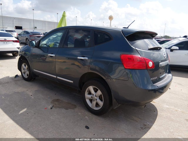 2013 Nissan Rogue S მანქანა იყიდება აუქციონზე, vin: JN8AS5MT6DW545417, აუქციონის ნომერი: 45719328