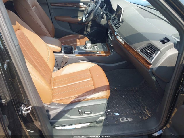Продажа на аукционе авто 2018 Audi Q5 2.0t Premium, vin: WA1BNAFY9J2047816, номер лота: 45719331