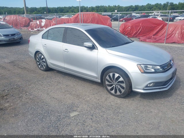 45719389 :رقم المزاد ، 3VW637AJ9GM268597 vin ، 2016 Volkswagen Jetta Hybrid Sel Premium مزاد بيع
