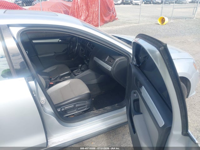 Aukcja sprzedaży 2016 Volkswagen Jetta Hybrid Sel Premium, vin: 3VW637AJ9GM268597, numer aukcji: 45719389