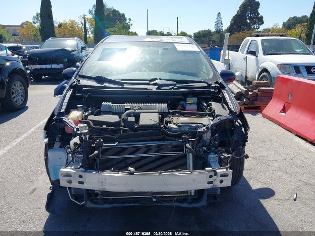 Toyota Prius Two 2015 JTDKN3DU9F1876030 Image 13