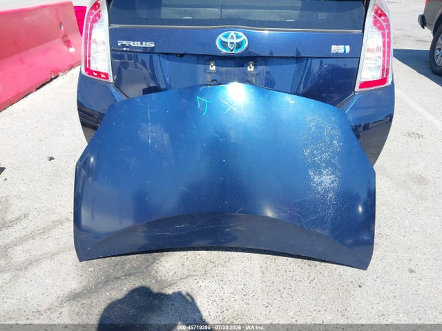 Toyota Prius Two 2015 JTDKN3DU9F1876030 Image 18