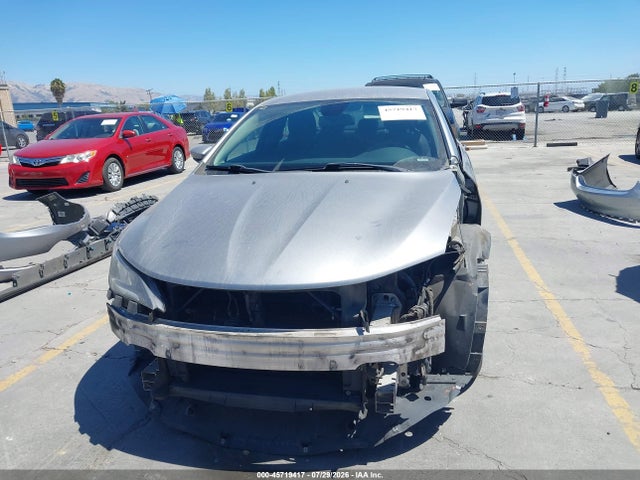 Chrysler 200 Limited 2015 1C3CCCAB8FN702220 Image 13