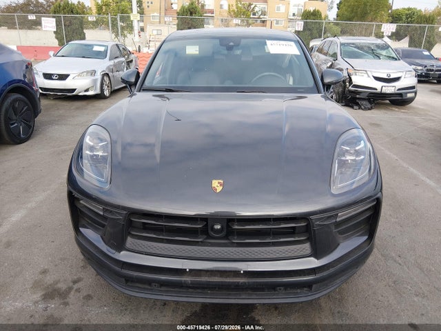 Продажа на аукционе авто 2024 Porsche Macan T, vin: WP1AA2A58RLB17553, номер лота: 45719426