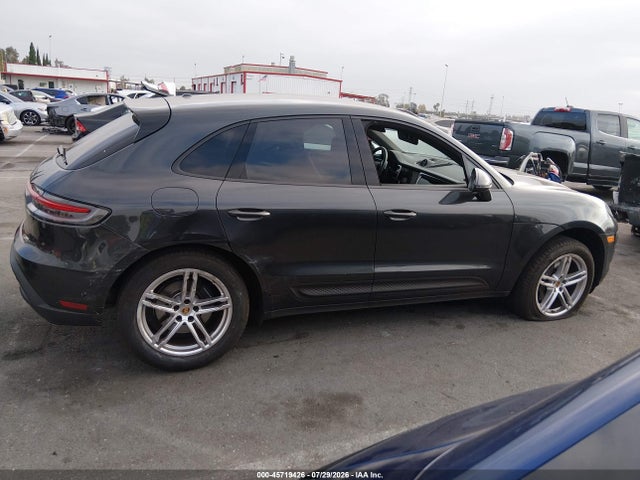 Продажа на аукционе авто 2024 Porsche Macan T, vin: WP1AA2A58RLB17553, номер лота: 45719426