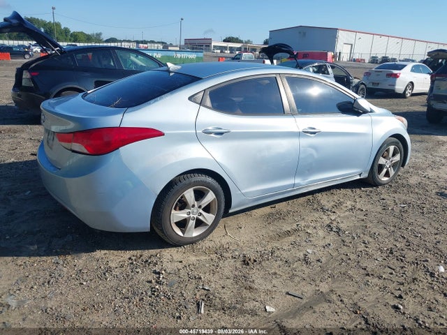 Продаж на аукціоні авто 2013 Hyundai Elantra Gls, vin: KMHDH4AE5DU717046, номер лоту: 45719439