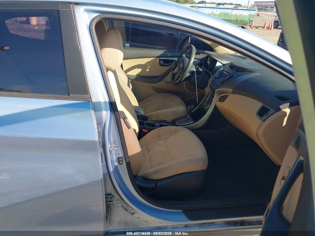 Продаж на аукціоні авто 2013 Hyundai Elantra Gls, vin: KMHDH4AE5DU717046, номер лоту: 45719439