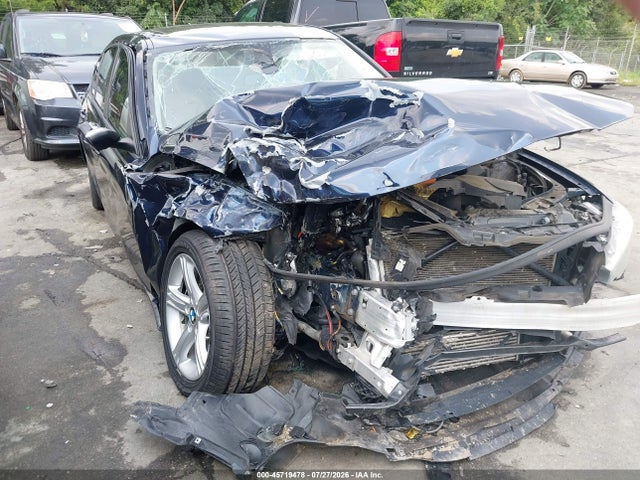 2015 Bmw 320i მანქანა იყიდება აუქციონზე, vin: WBA3B1C54FK139319, აუქციონის ნომერი: 45719478