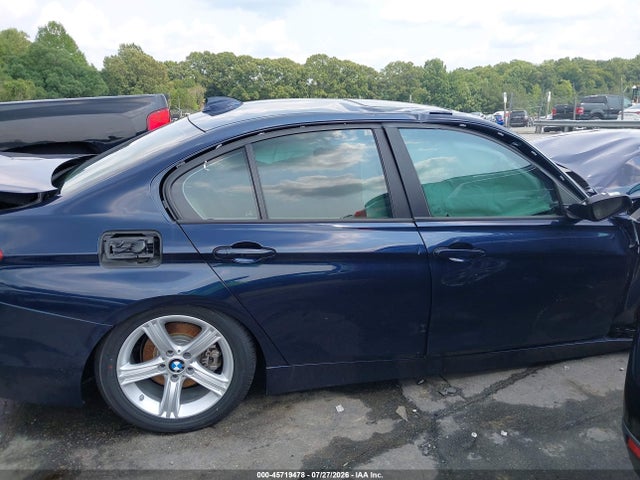 2015 Bmw 320i მანქანა იყიდება აუქციონზე, vin: WBA3B1C54FK139319, აუქციონის ნომერი: 45719478