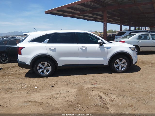 KIA SORENTO LX 2023 5XYRG4LC1PG215536 Image 13