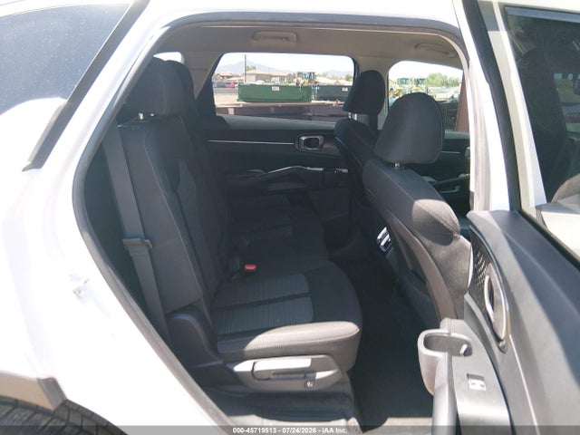 KIA SORENTO LX 2023 5XYRG4LC1PG215536 Image 8