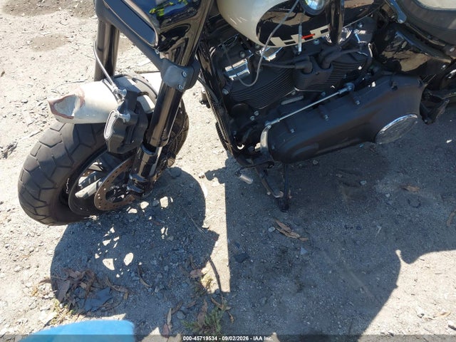 Harley-Davidson FXFBS 2022 1HD1YLK20NB011166 Image 2