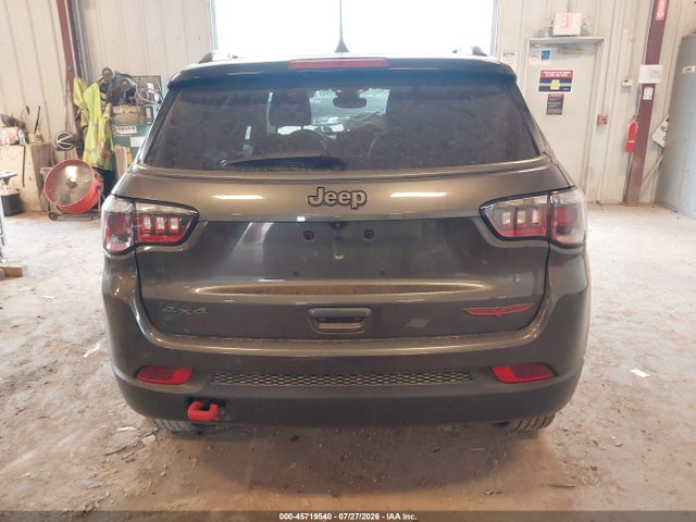 2022 Jeep Compass Trailhawk 4x4 მანქანა იყიდება აუქციონზე, vin: 3C4NJDDB2NT186429, აუქციონის ნომერი: 45719540