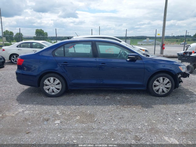 2014 Volkswagen Jetta 1.8t Se მანქანა იყიდება აუქციონზე, vin: 3VWD17AJ3EM240319, აუქციონის ნომერი: 45719543