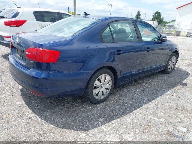 2014 Volkswagen Jetta 1.8t Se მანქანა იყიდება აუქციონზე, vin: 3VWD17AJ3EM240319, აუქციონის ნომერი: 45719543