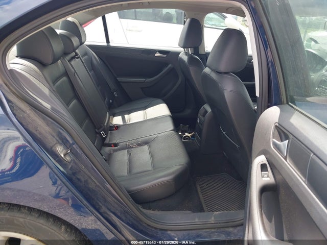 2014 Volkswagen Jetta 1.8t Se მანქანა იყიდება აუქციონზე, vin: 3VWD17AJ3EM240319, აუქციონის ნომერი: 45719543