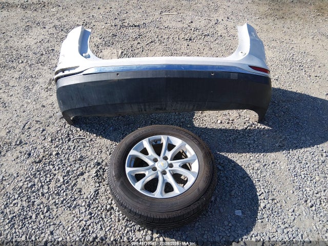 Продажа на аукционе авто 2019 Chevrolet Equinox Lt, vin: 2GNAXUEV7K6181871, номер лота: 45719561