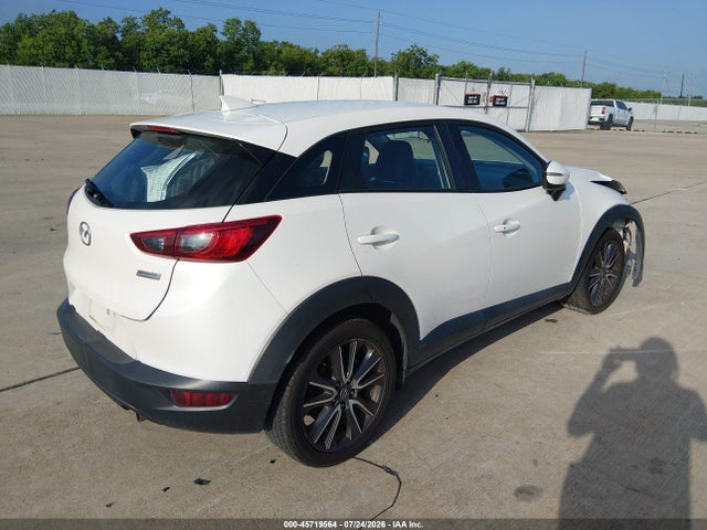 Mazda Cx-3 Touring 2018 JM1DKDC72J0329750 Image 4