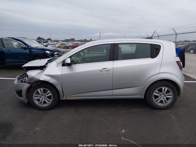 45719571 :رقم المزاد ، 1G1JC6SH4F4164086 vin ، 2015 Chevrolet Sonic Lt Auto مزاد بيع