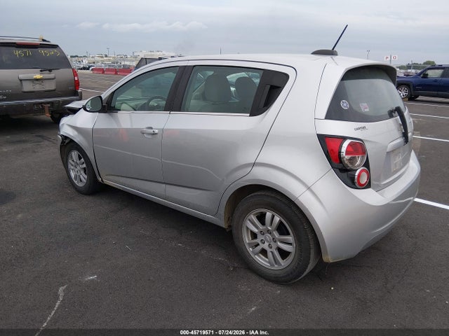45719571 :رقم المزاد ، 1G1JC6SH4F4164086 vin ، 2015 Chevrolet Sonic Lt Auto مزاد بيع