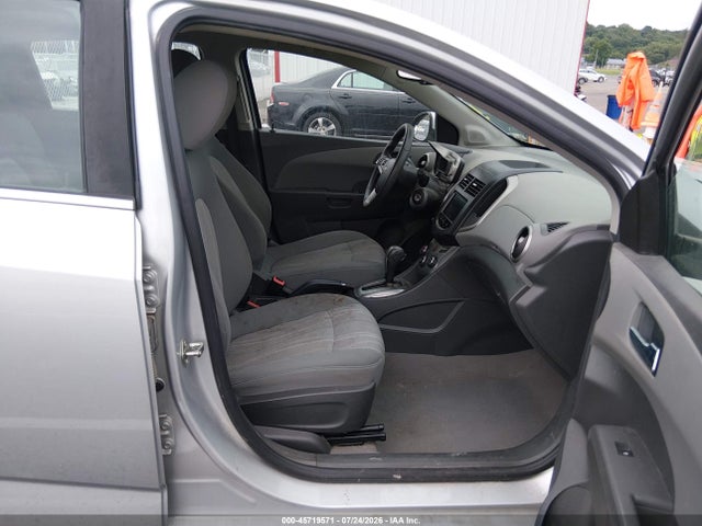 45719571 :رقم المزاد ، 1G1JC6SH4F4164086 vin ، 2015 Chevrolet Sonic Lt Auto مزاد بيع