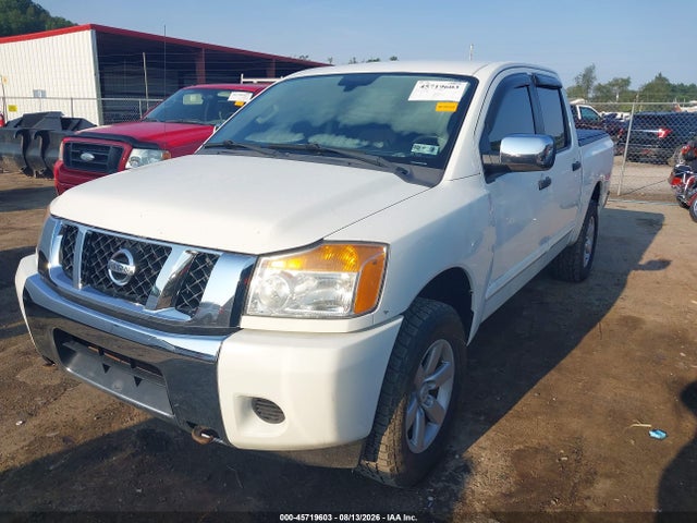 45719603 :رقم المزاد ، 1N6AA0EJ5DN307494 vin ، 2013 Nissan Titan Sv مزاد بيع